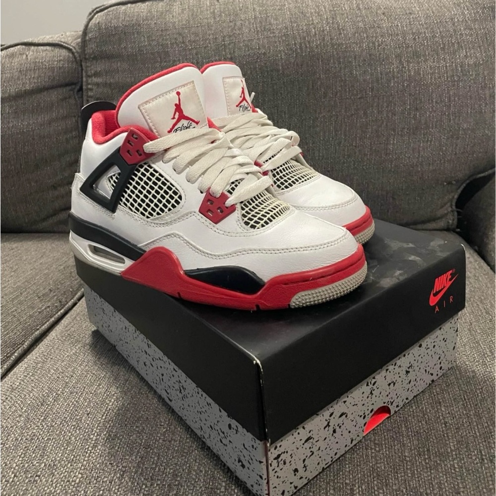 Jordan 4 fire red GS